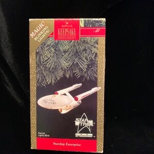 1991 25th Anniversary Star Trek Starship Enterprise Hallmark Ornament